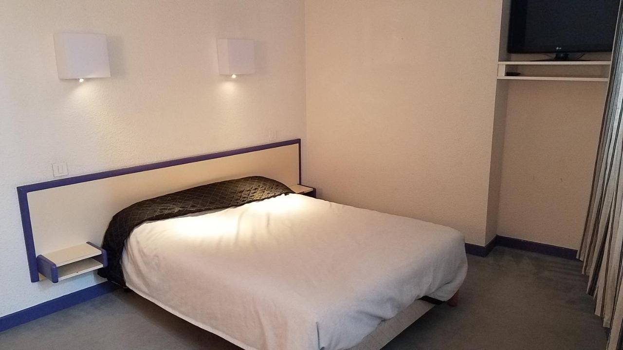 Hotel Des Roches Saint-Flour  Buitenkant foto