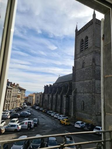 Hotel Des Roches Saint-Flour  Buitenkant foto