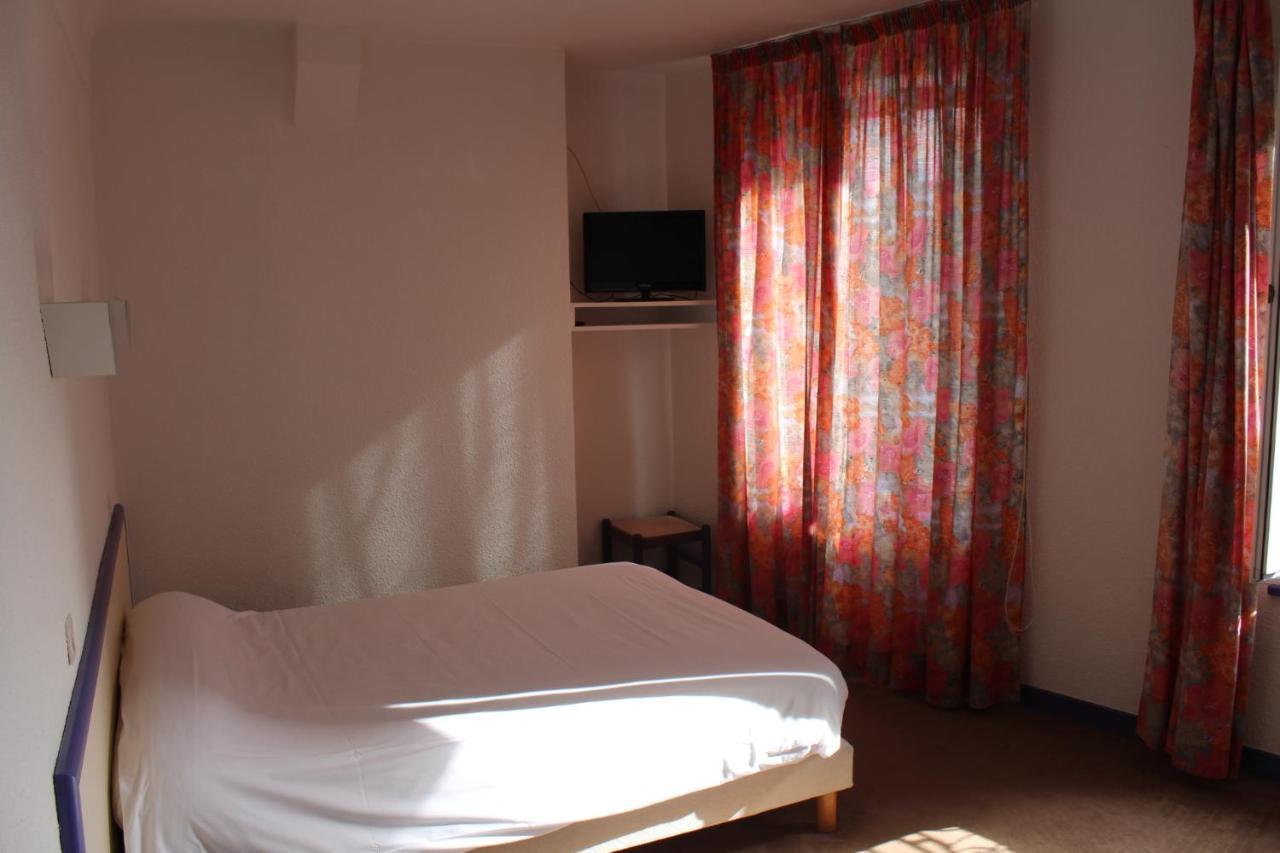 Hotel Des Roches Saint-Flour  Buitenkant foto